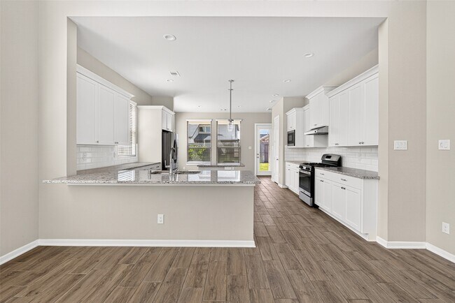 Building Photo - 29627 Mahogany View Ln