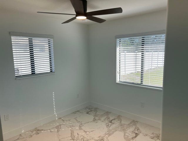 Building Photo - 156 NW 15th Ct