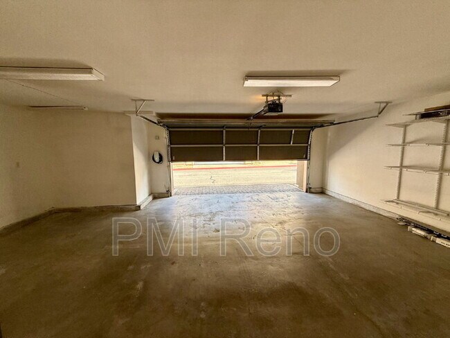 Building Photo - 1678 Lone Oak Trail