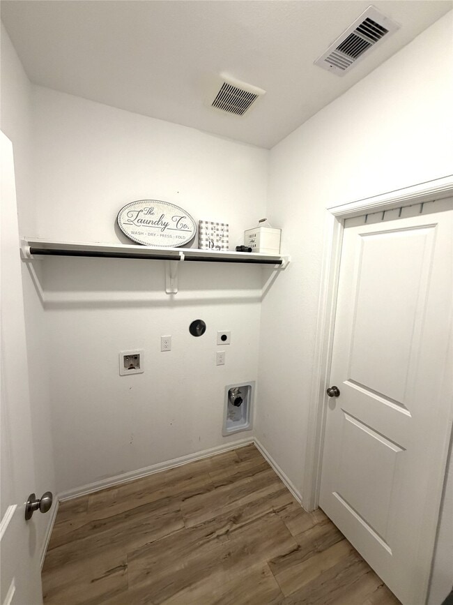 Building Photo - 5323 Winding Strm Dr