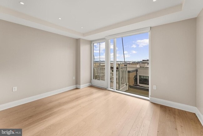 Building Photo - 925 N Fairfax St