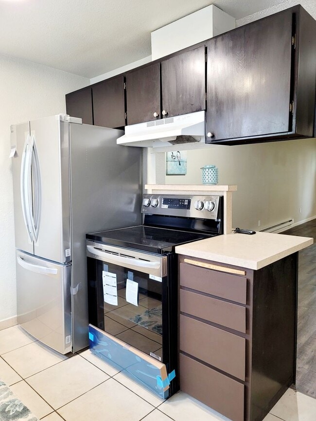 Building Photo - Auburn Triplex