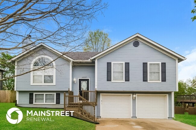 Building Photo - 1607 Christi Ln