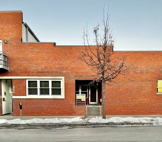 Exterior - 301 E Court Ave