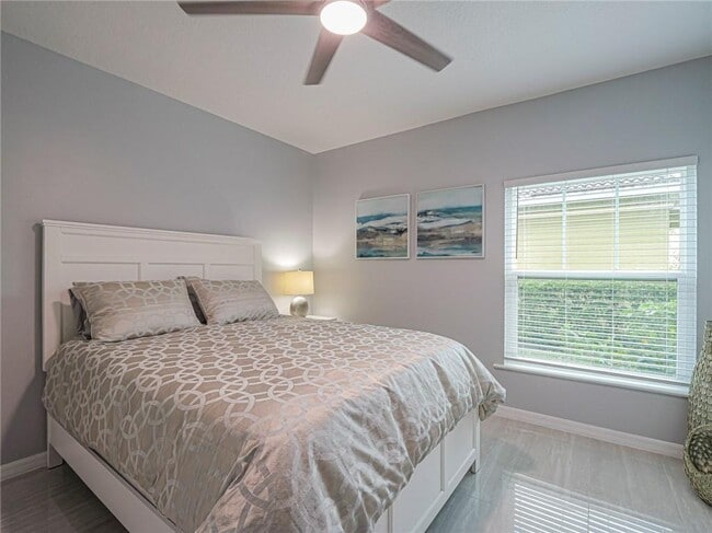 Building Photo - 5080 Fairways Cir