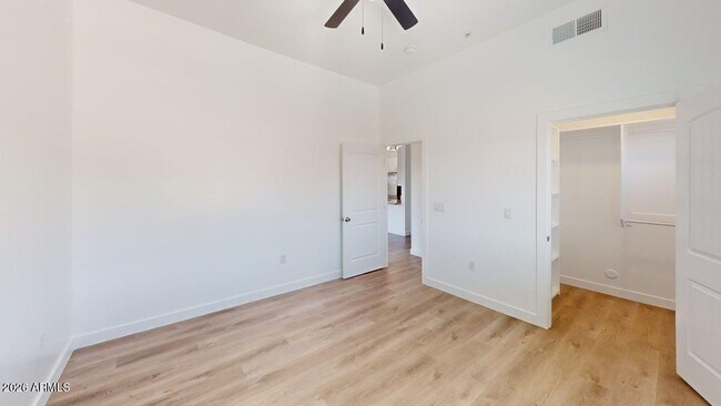 Building Photo - 9160 N 67th Ave
