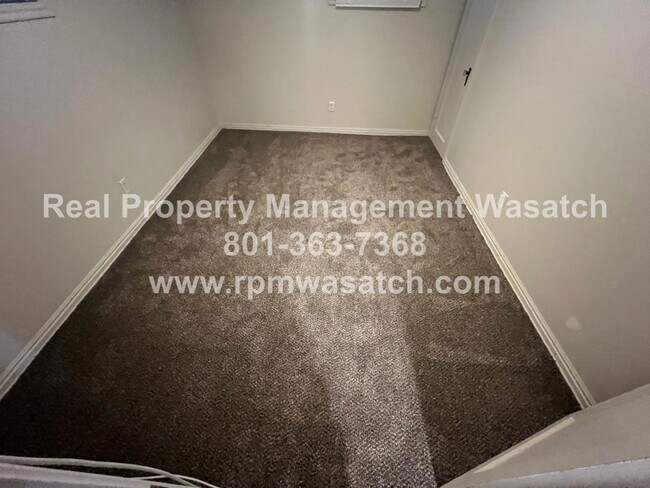 Building Photo - 1105 S 700 E