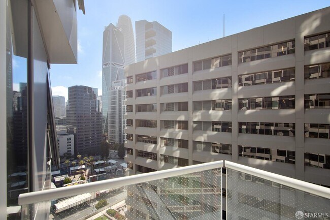 Building Photo - 280 Spear St