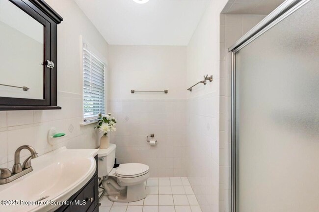 Building Photo - 107 Carteret Dr
