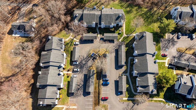 Building Photo - 82 Crown Knoll Ct