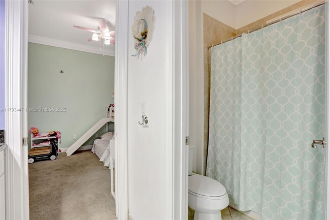 Building Photo - 8840 S Miralago Way