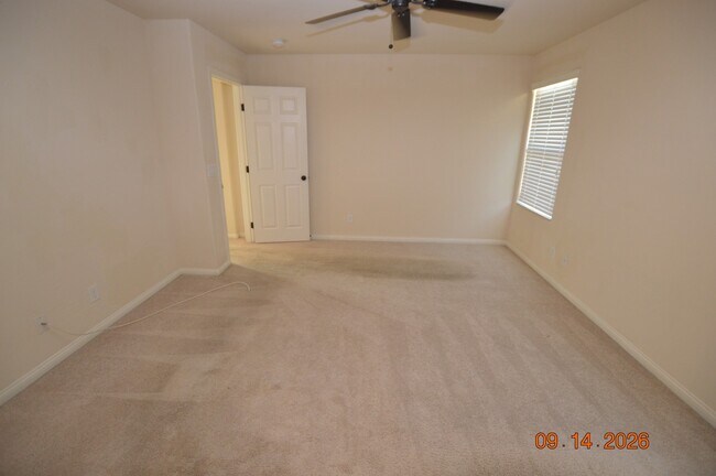 Building Photo - 340 Hillhead Ct