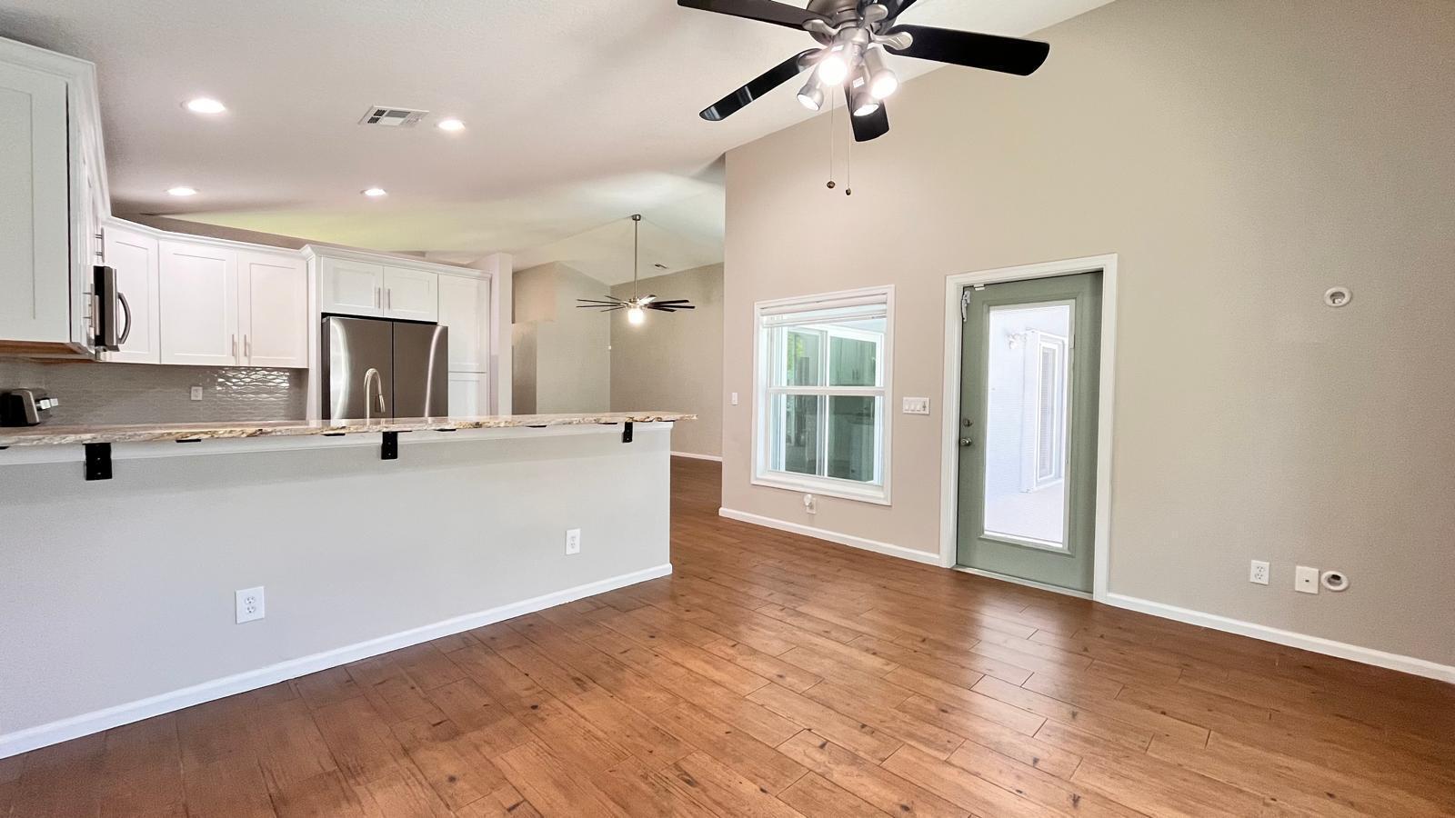 Building Photo - 1627 Oak Berry Cir