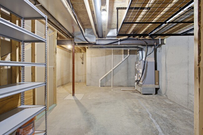 Building Photo - 4417 N 106th St