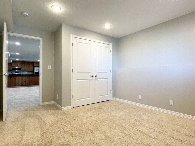 Building Photo - 1403 Northridge Dr