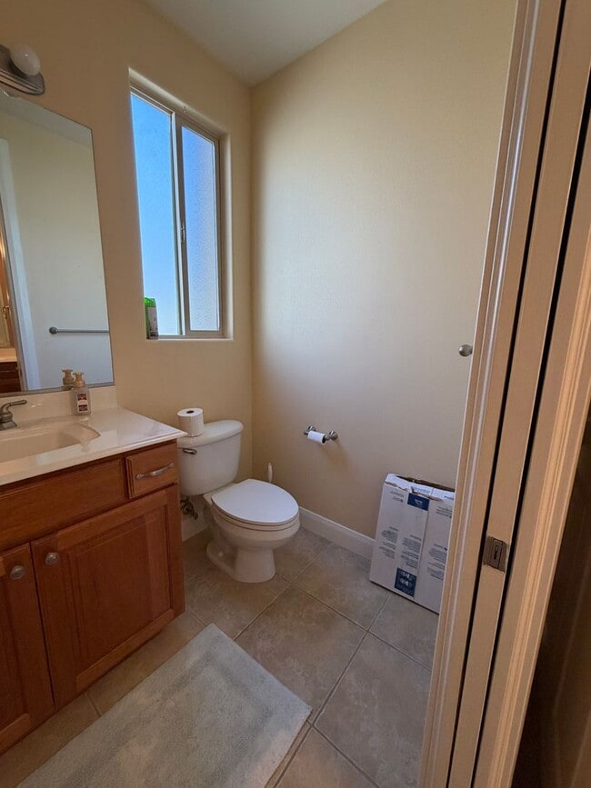 Building Photo - 3 Bedroom, 2 bath condo near Sun Brook Golf Course!