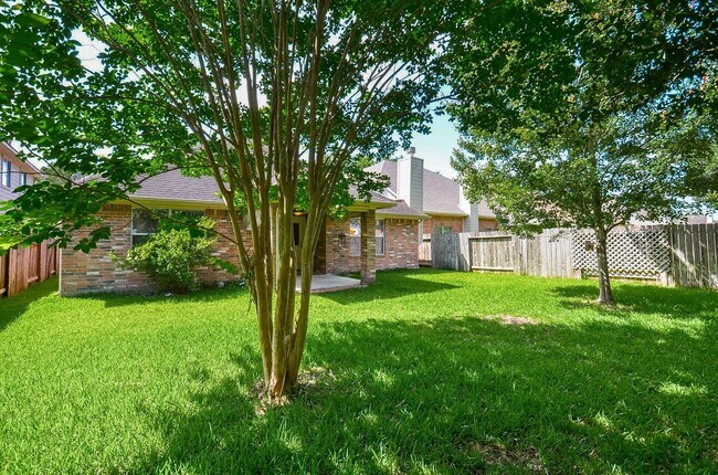 Building Photo - 26822 Kingston Glen Ln