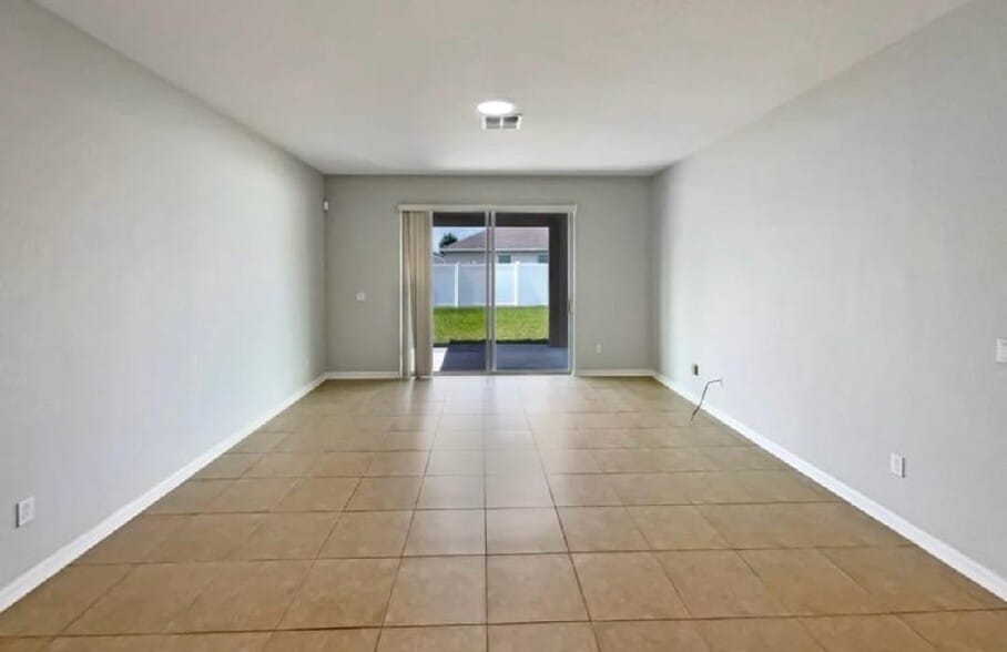 Building Photo - 2587 Isabela Ter