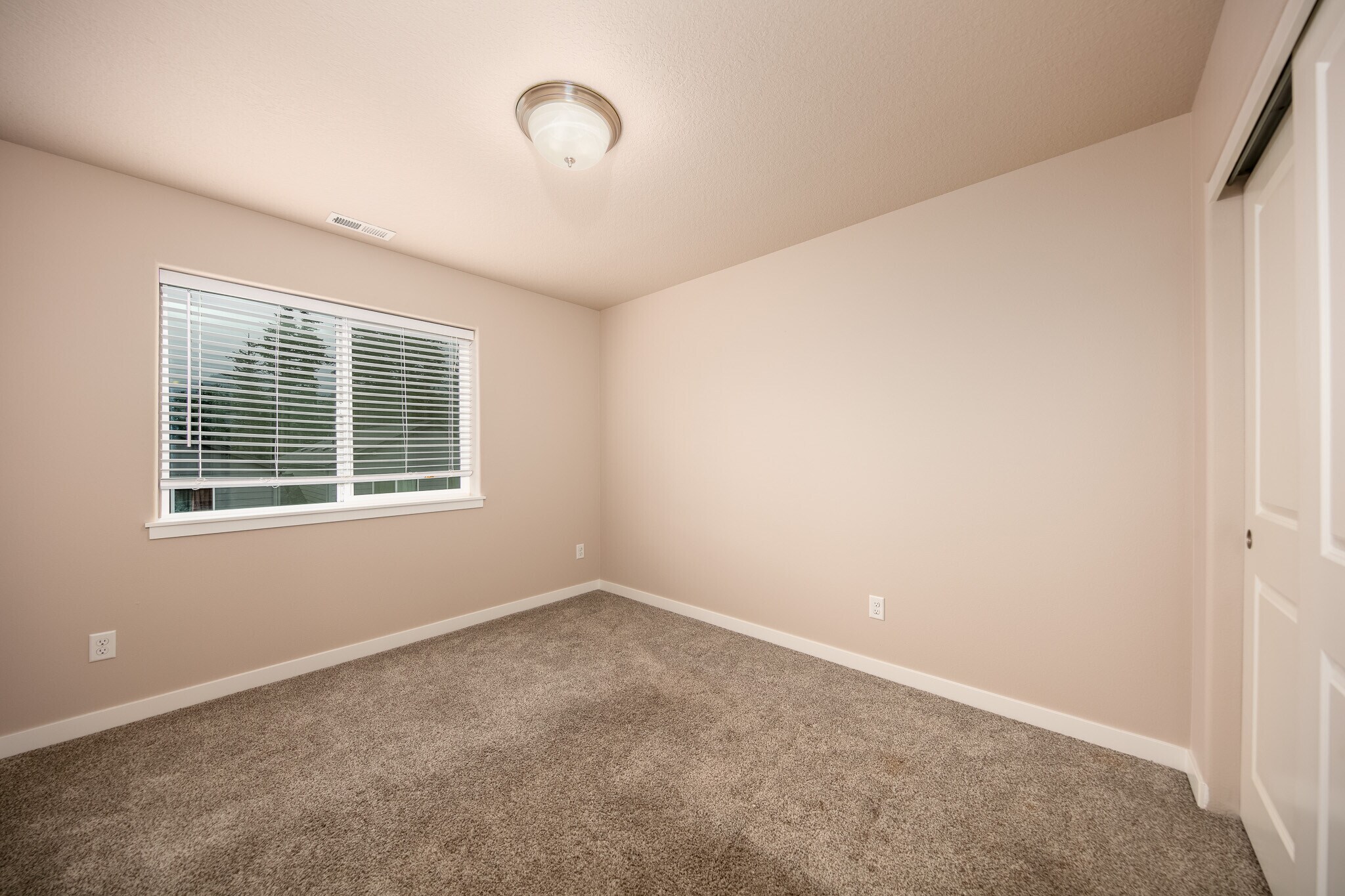 2nd bedroom - 1295 Windsong Dr