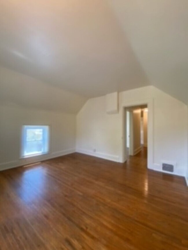 Building Photo - 509 Prospect St