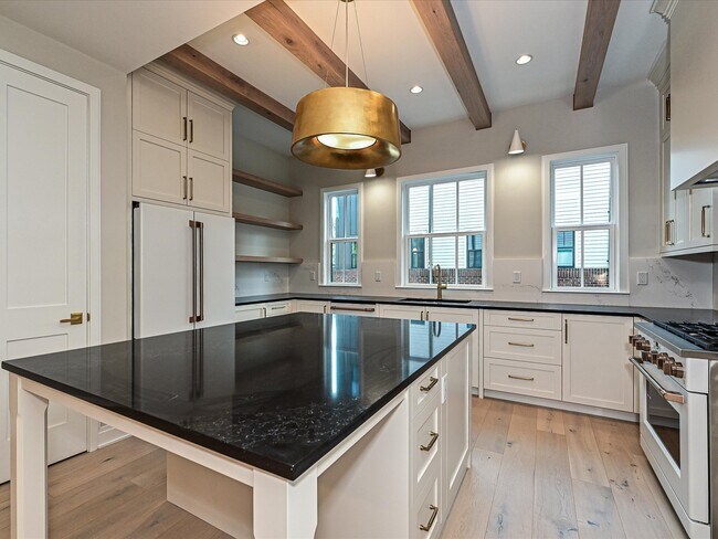 Building Photo - 4121 Selwyn Walk Ct