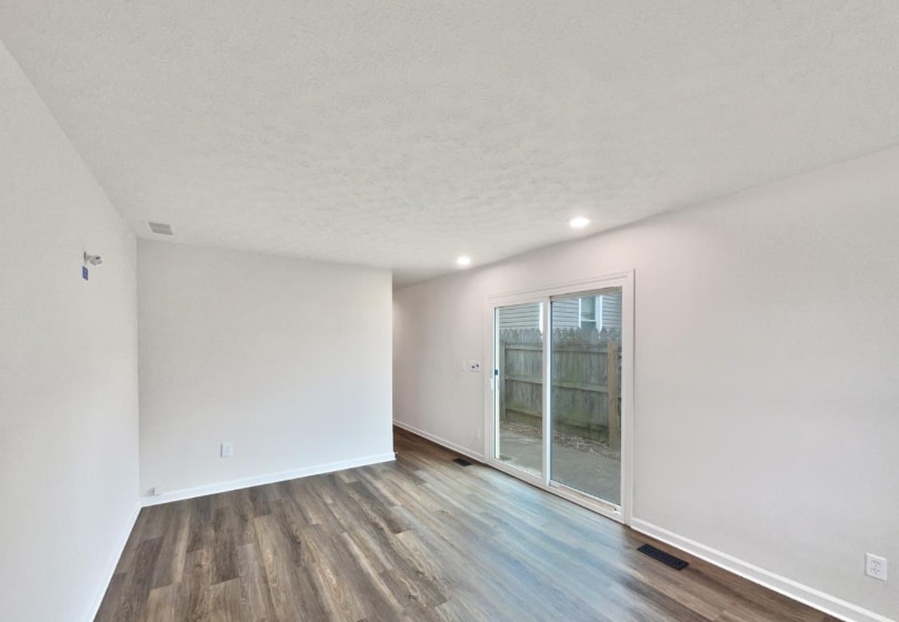 Building Photo - 717 Cleveland Ave