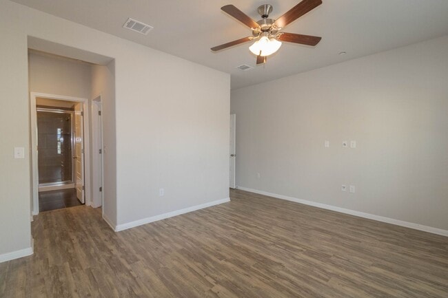 Building Photo - 11608 Landseer Dr
