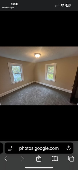 Building Photo - 5073 Greenhurst Dr