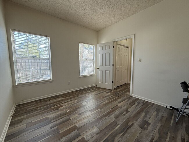 Building Photo - 2270 Kings Creek Ln