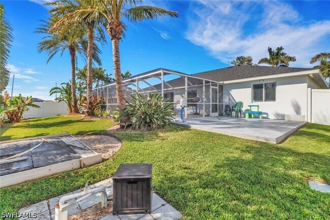 Building Photo - 2026 SW 31st Terrace