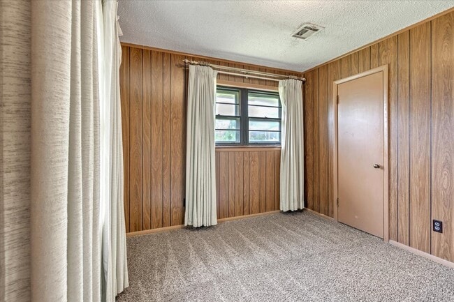 Building Photo - 2412 N Key Blvd