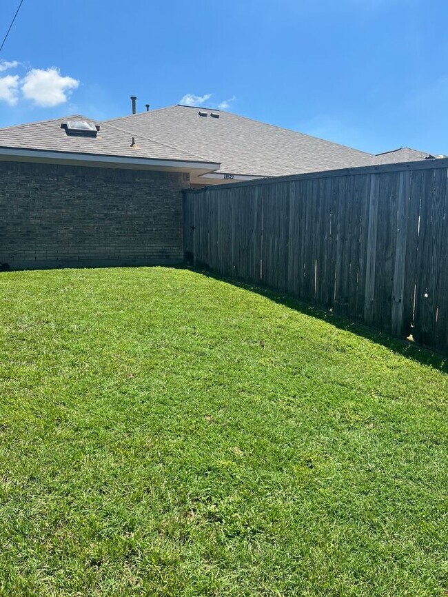 Building Photo - 11821 Garden Terrace Dr
