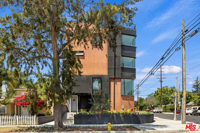 Building Photo - 11702 Charnock Rd