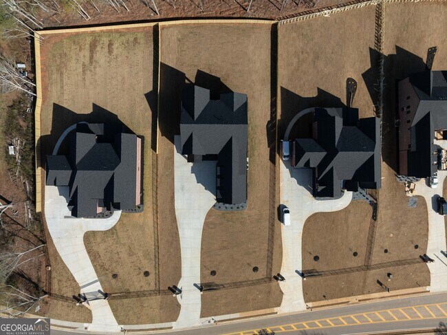 Building Photo - 407 Thunder Rd