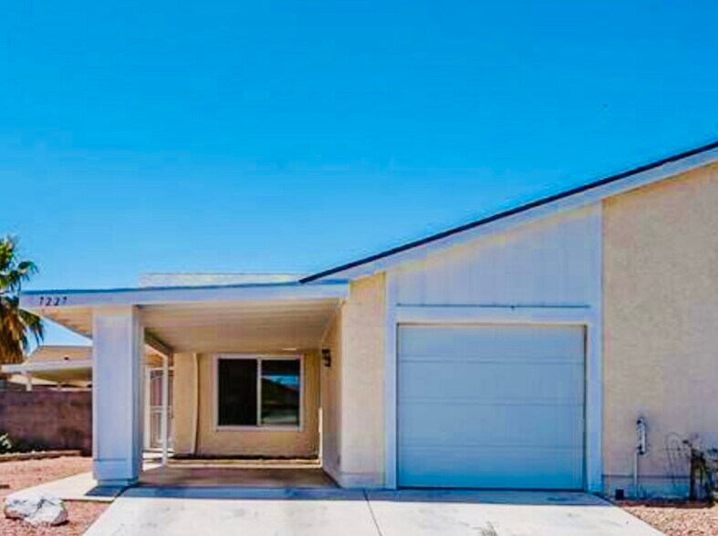 Primary Photo - 7227 Empress Dr
