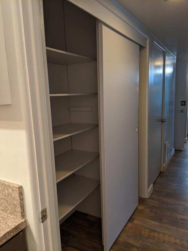 Interior Photo - PLAZA