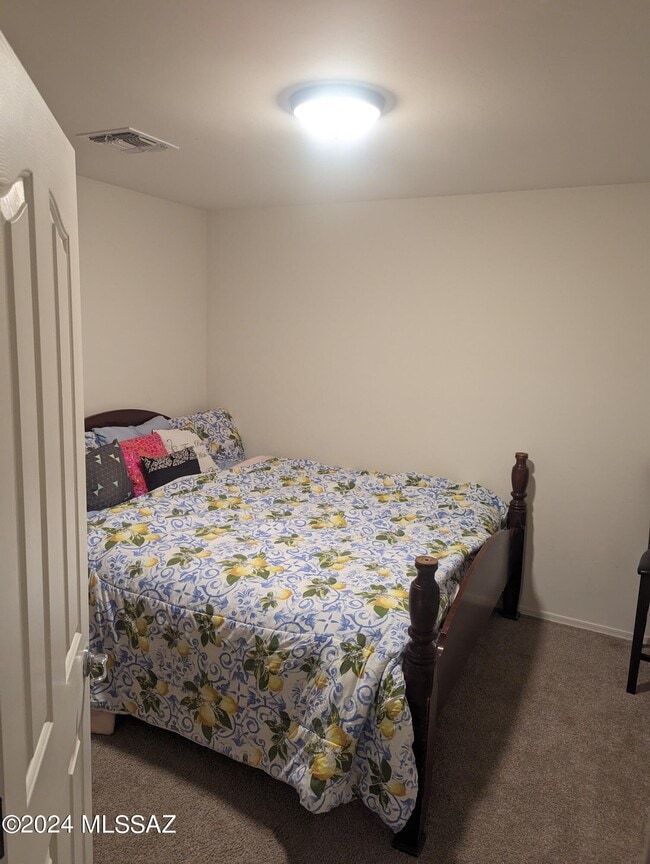 Building Photo - 7561 Kinnison Wash Lp