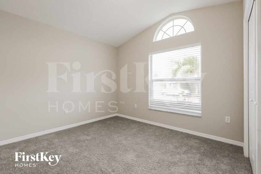 Building Photo - 30916 Burleigh Dr