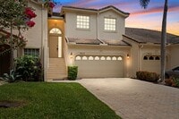Building Photo - Golf  Pool Beach Sports Lovers Paradise 3/2.5