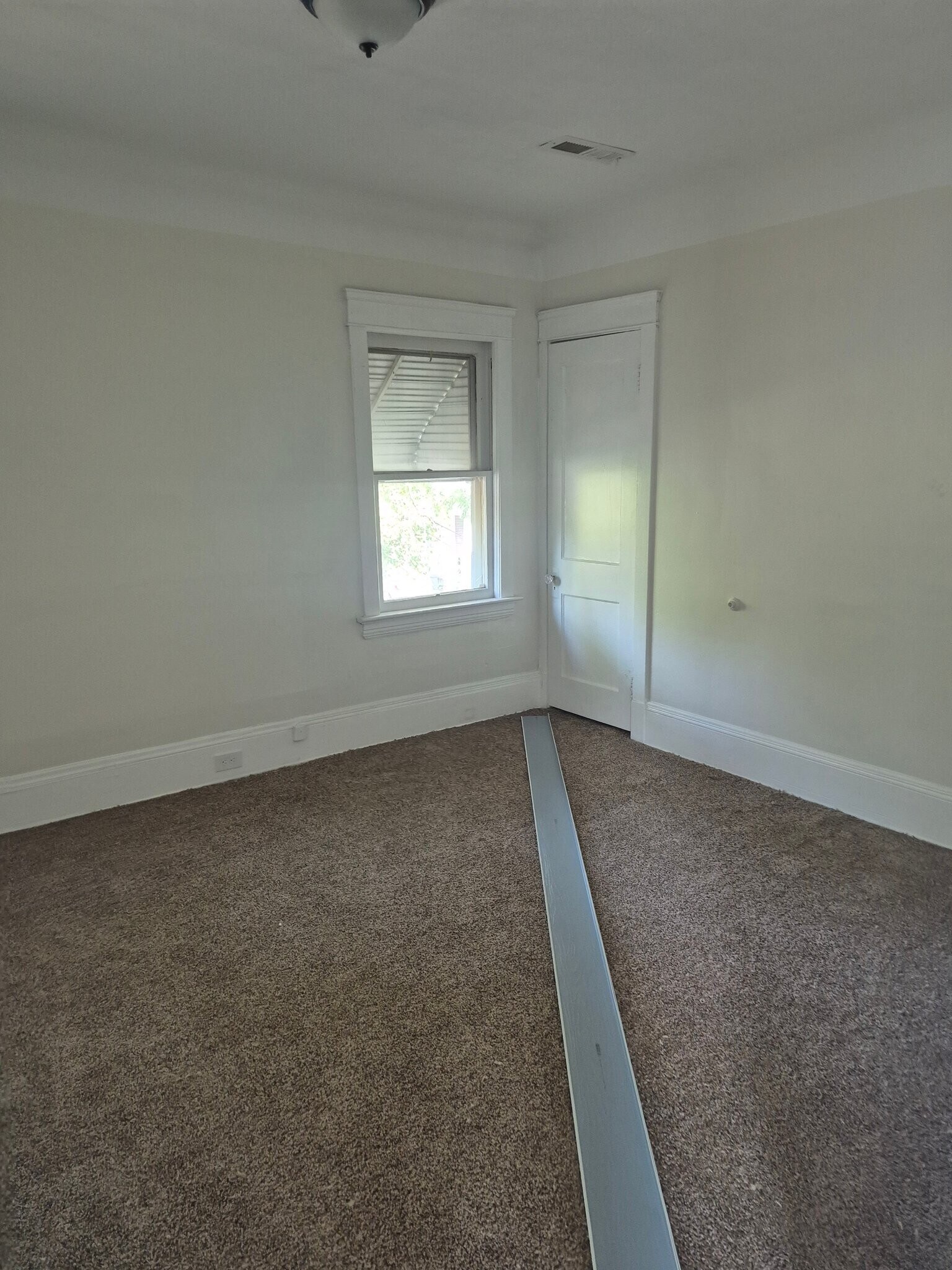 Building Photo - 3449 W 54th St
