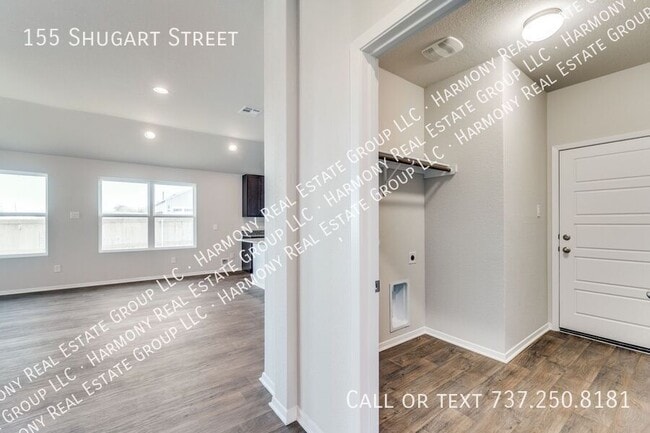 Building Photo - 155 Shugart St