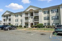 Building Photo - 3961 Mohawk Ct