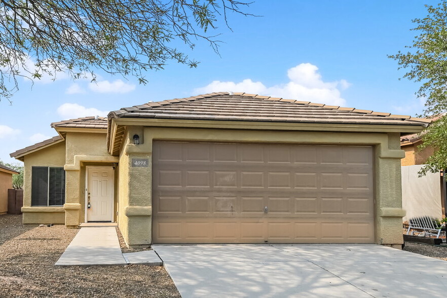 Primary Photo - 4098 E Angel Spirit Dr