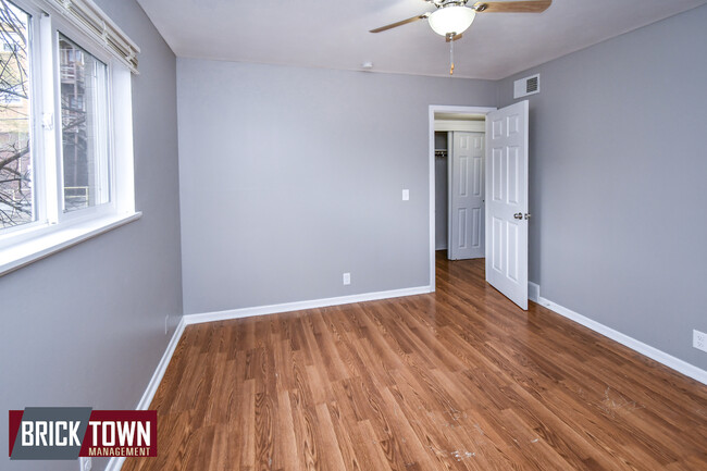 Building Photo - 116-128 N 37th St
