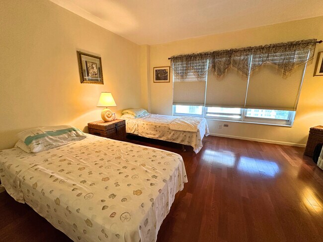 Building Photo - 3850 Galt Ocean Dr