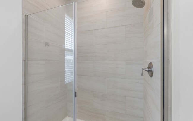 Building Photo - A MUST SEE!! 2-Bedroom Townhome In The Tern! Attached Garage - 400 Yards From Beaches - Dog Frien...