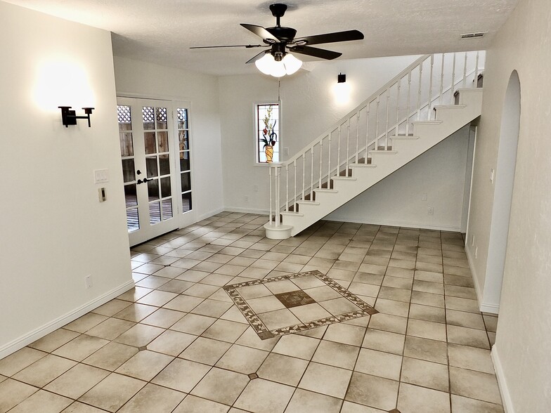 Building Photo - 50 Pomona Ave