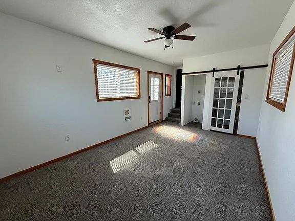 Building Photo - "Charming 3-Bed Oasis with Cozy Fireplace in Coos Bay – Your Perfect Retreat Awaits!"
