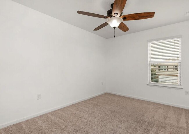 Building Photo - 718 Widgeon Wy