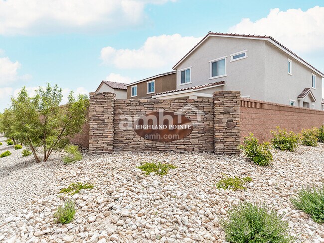 Building Photo - 583 Lotus Land Ave